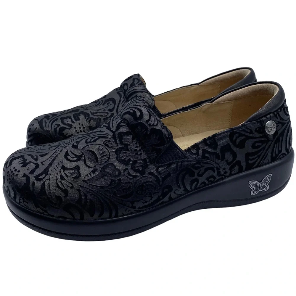 Alegria Keli PRO Clogs Black Leather in Emboss Paisley Slip On Size 7